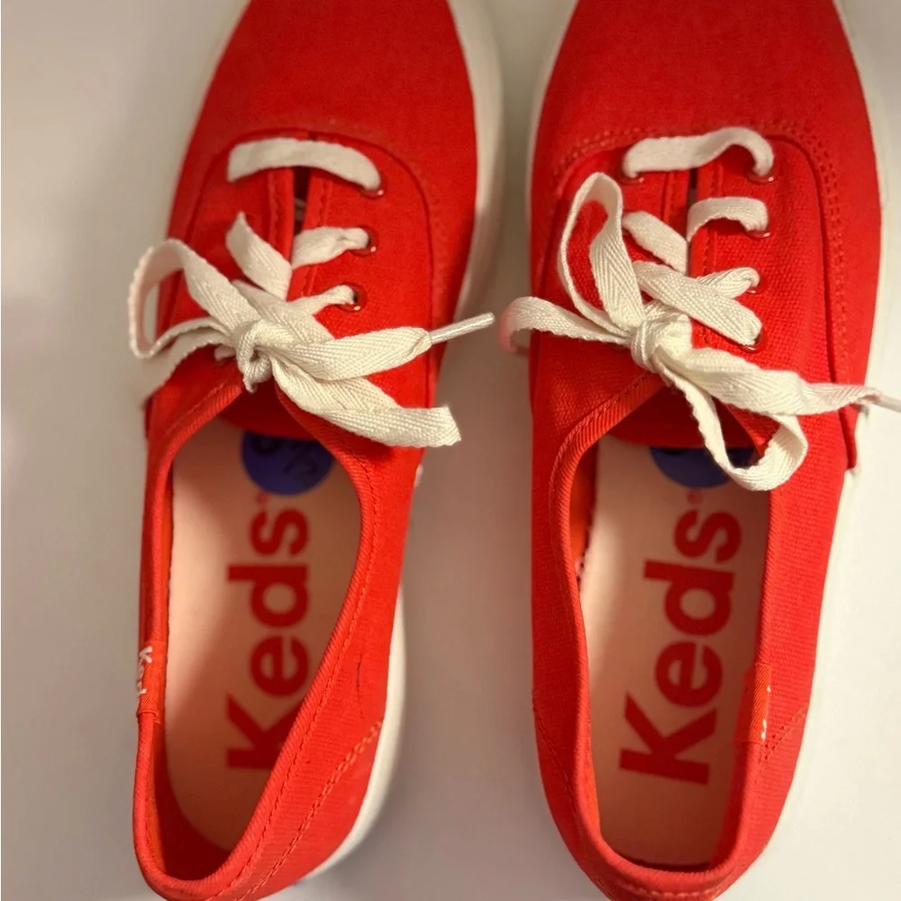 Keds Women's Coral Sneakers Size 6.5